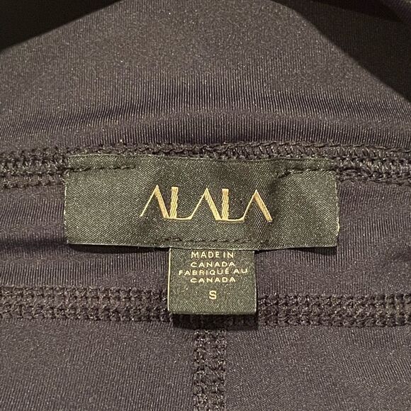 Alala Black 7/8 length workout leggings - netting and shiny calf size S - Picture 5 of 14